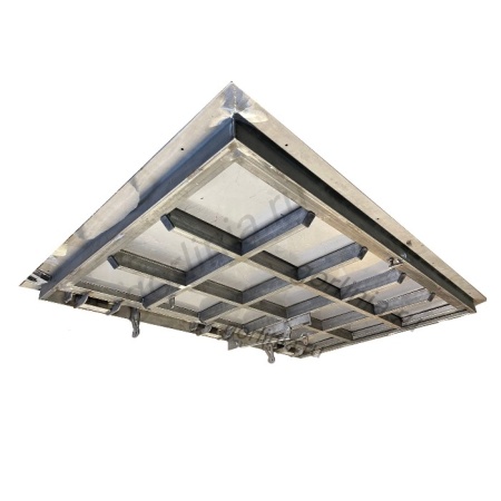 Люк в подвал Стелс-Н из нержавеющей стали вид снизу